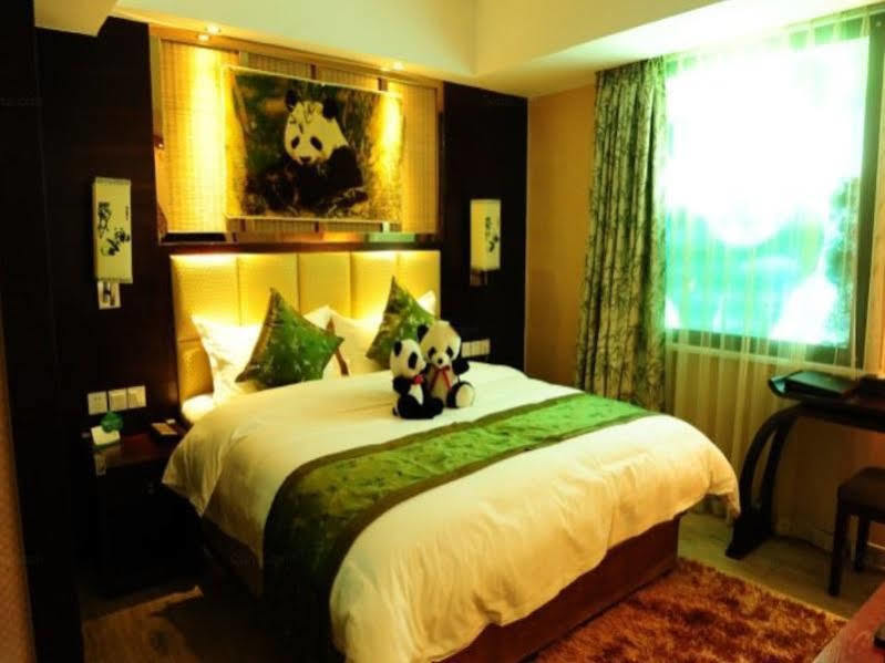 Chengdu Panda Prince Culture Hotel Exteriör bild