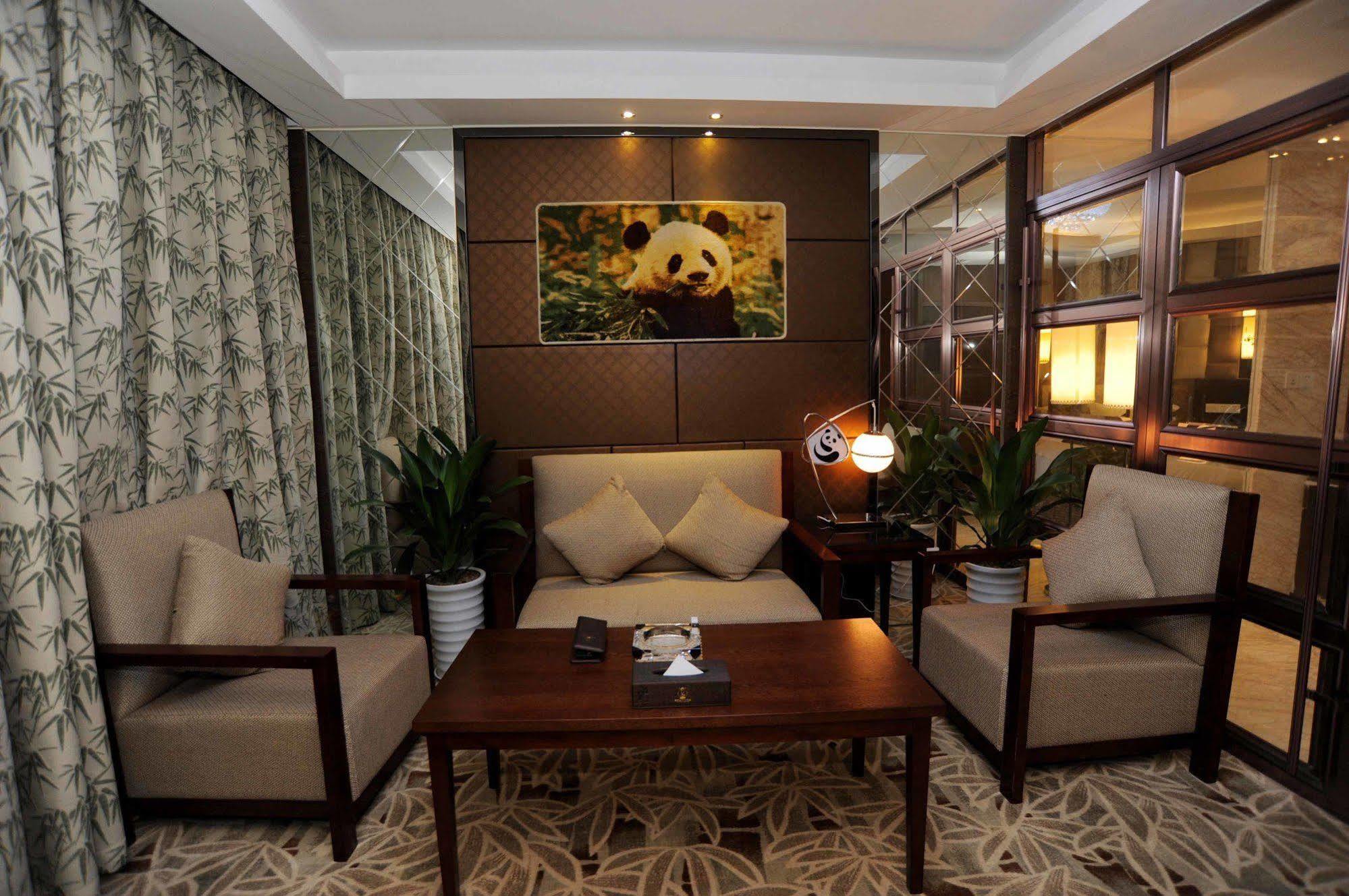 Chengdu Panda Prince Culture Hotel Exteriör bild