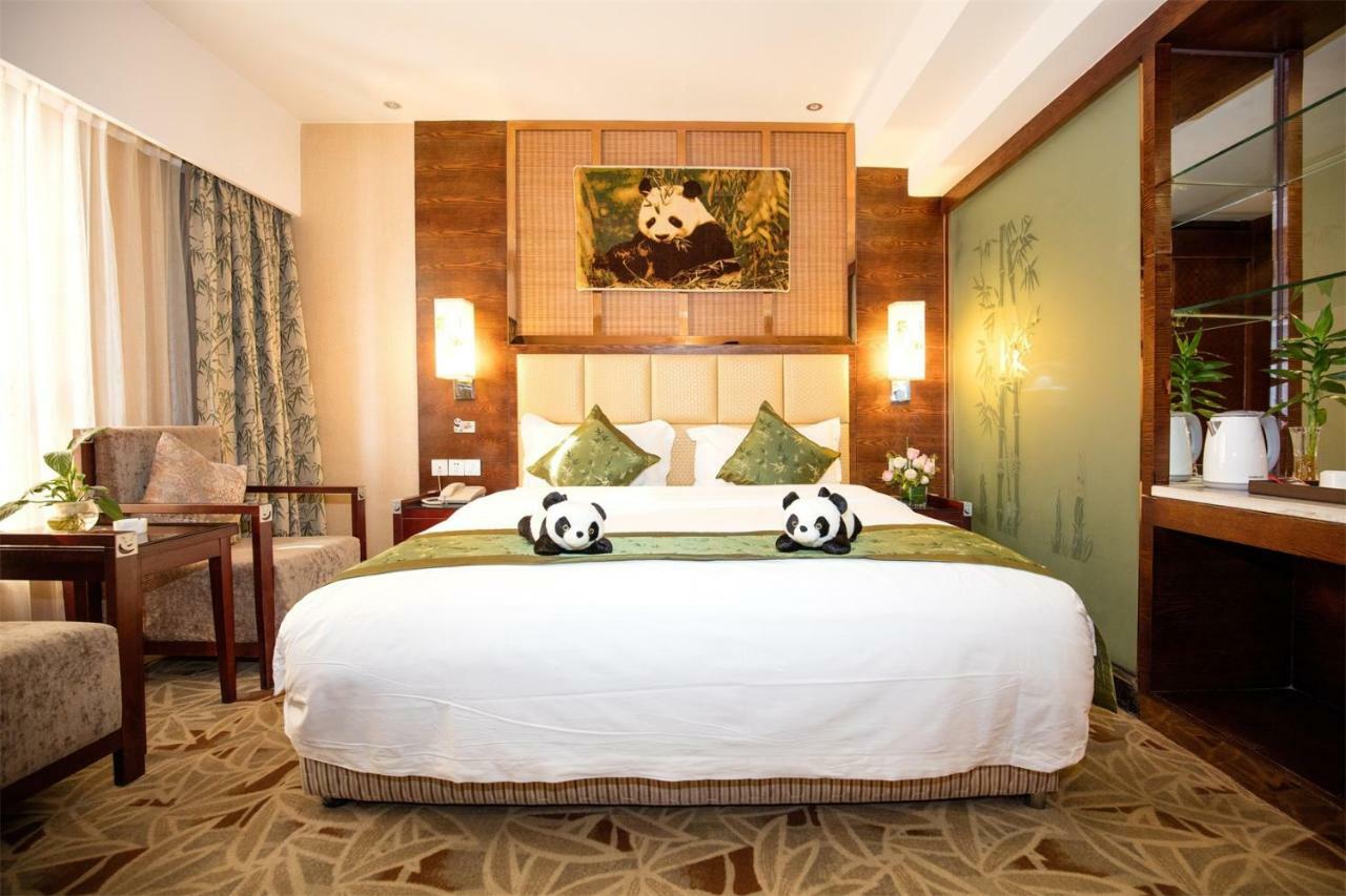 Chengdu Panda Prince Culture Hotel Exteriör bild